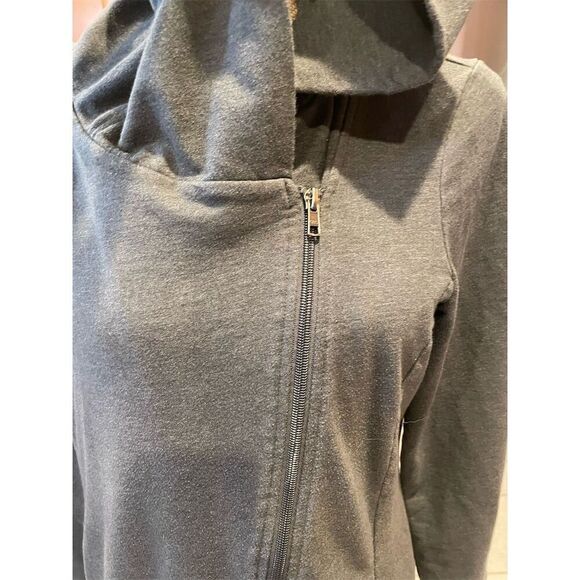 GapFit Women's Gray Zippered Hoodie Jacket XL Casual Travel - Picture 3 of 8